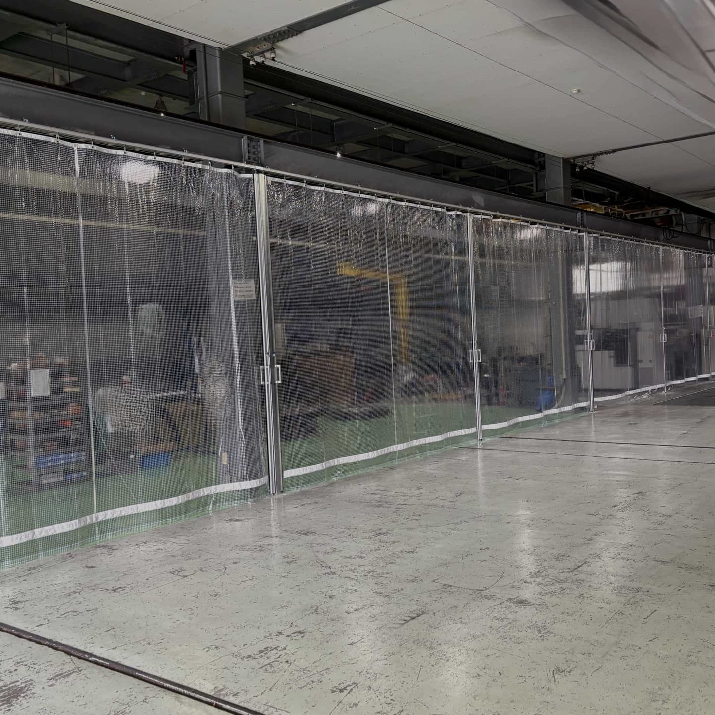 透明のカーテン