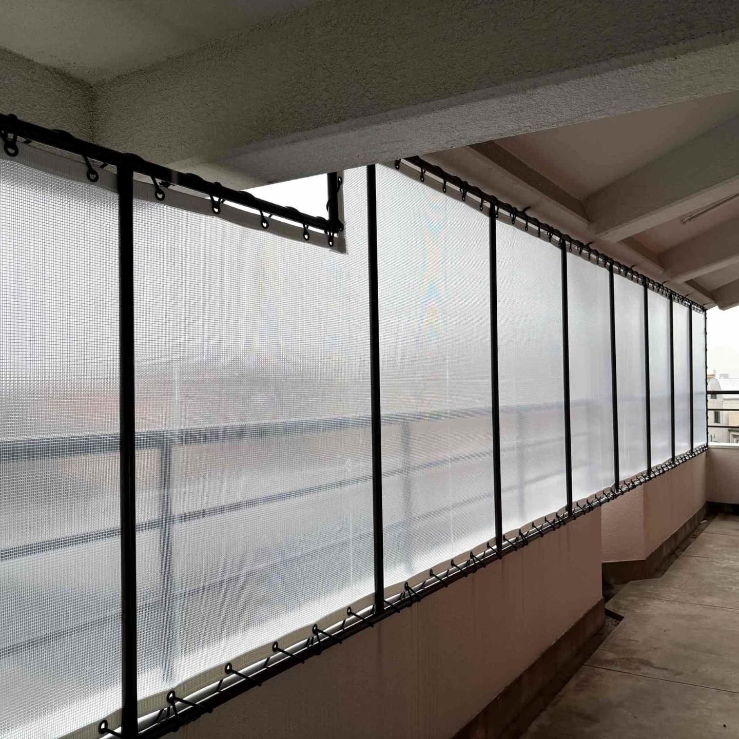 透明間仕切りシート